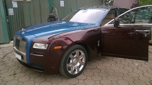 Rolls-Royce Ghost màu lạ xuất hiện tại Hà Thành